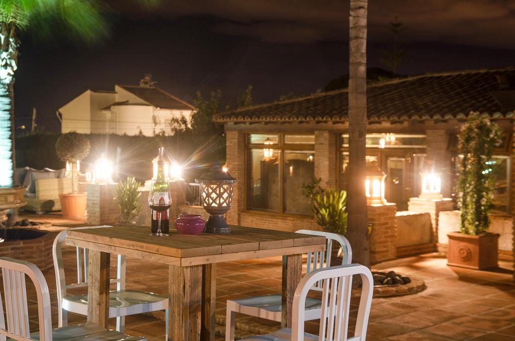 Villa Conmigo Bed & Breakfast Alhaurín de la Torre Екстериор снимка