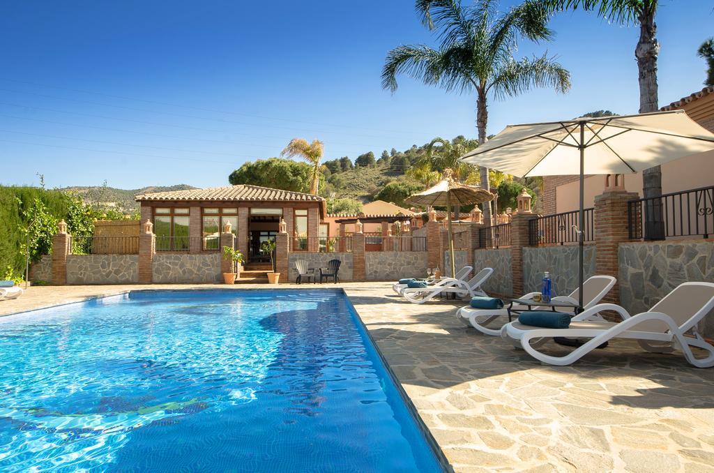 Villa Conmigo Bed & Breakfast Alhaurín de la Torre Екстериор снимка