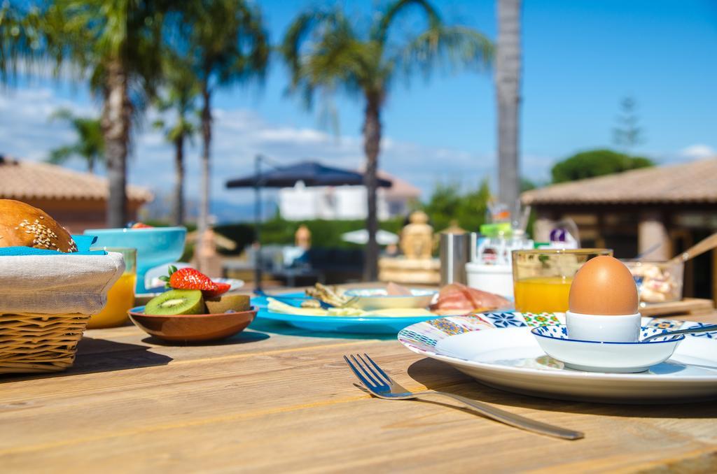 Villa Conmigo Bed & Breakfast Alhaurín de la Torre Екстериор снимка