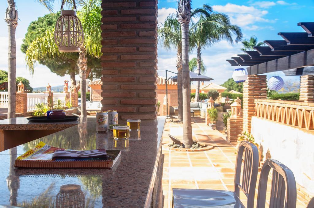 Villa Conmigo Bed & Breakfast Alhaurín de la Torre Екстериор снимка
