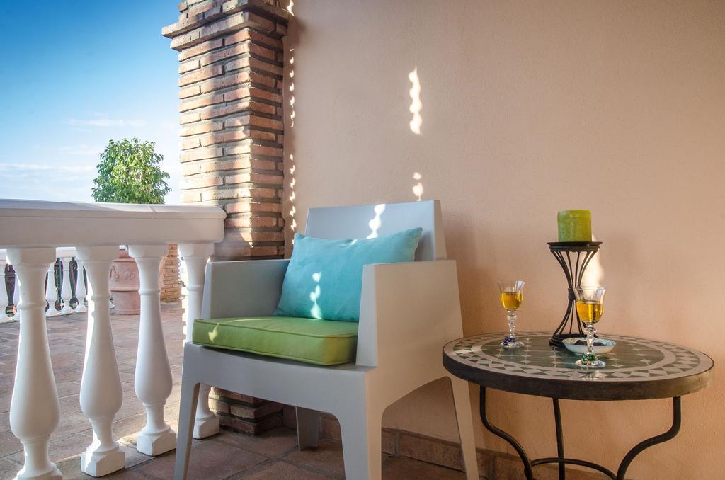 Villa Conmigo Bed & Breakfast Alhaurín de la Torre Екстериор снимка