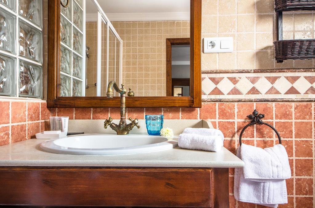 Villa Conmigo Bed & Breakfast Alhaurín de la Torre Екстериор снимка